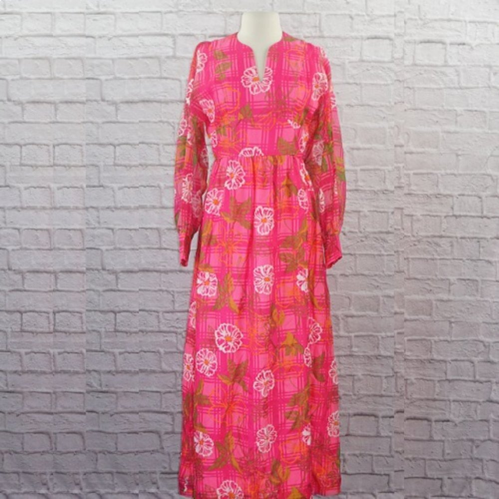 Vintage 70s Regency Hot Pink Floral Maxi Dress